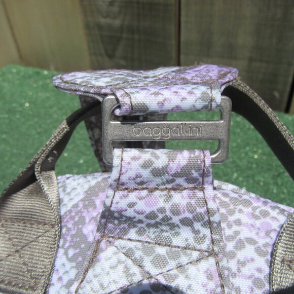 New Baggallini Blush Python Snake Skin Print Convertible Backpack Sling Bag - Picture 10 of 10